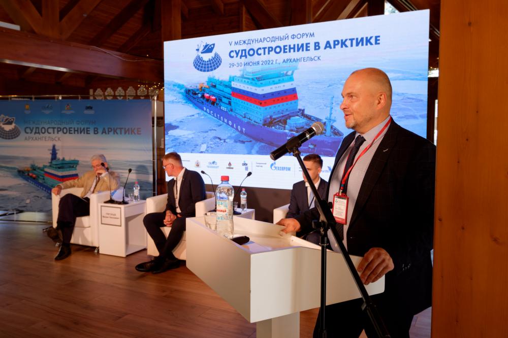 Расширять мощности: в Архангельске обсудили арктическое судостроение